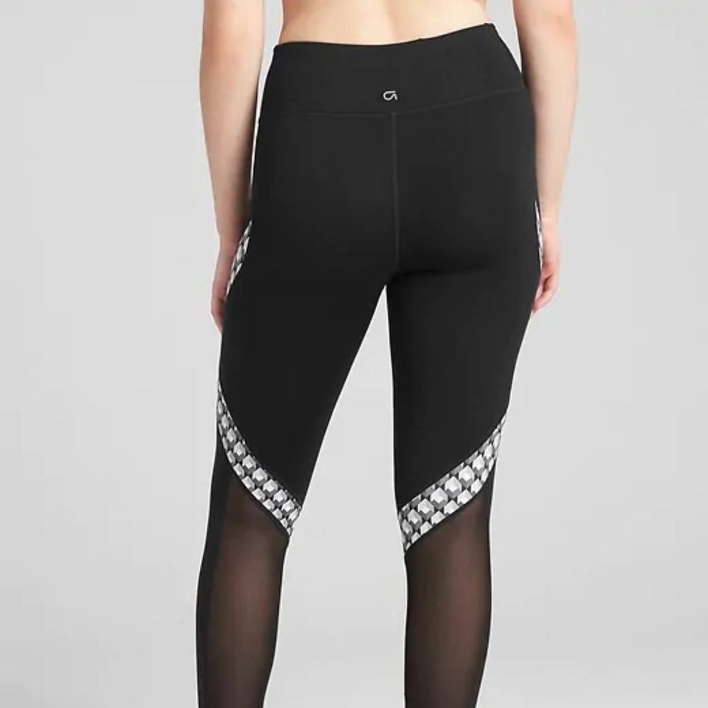 Gap GFast Mid Rise Print Insert 7/8 Leggings L - Picture 2 of 6